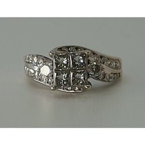 LDS Ring 6Dias 1.12CTW 14KWG 6.8